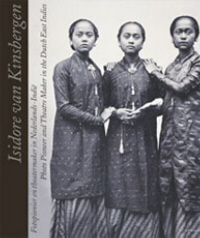 De drie gratiën : dochters van de sultan van Yogyakarta (1865) | Foto: Isidore van Kinsbergen